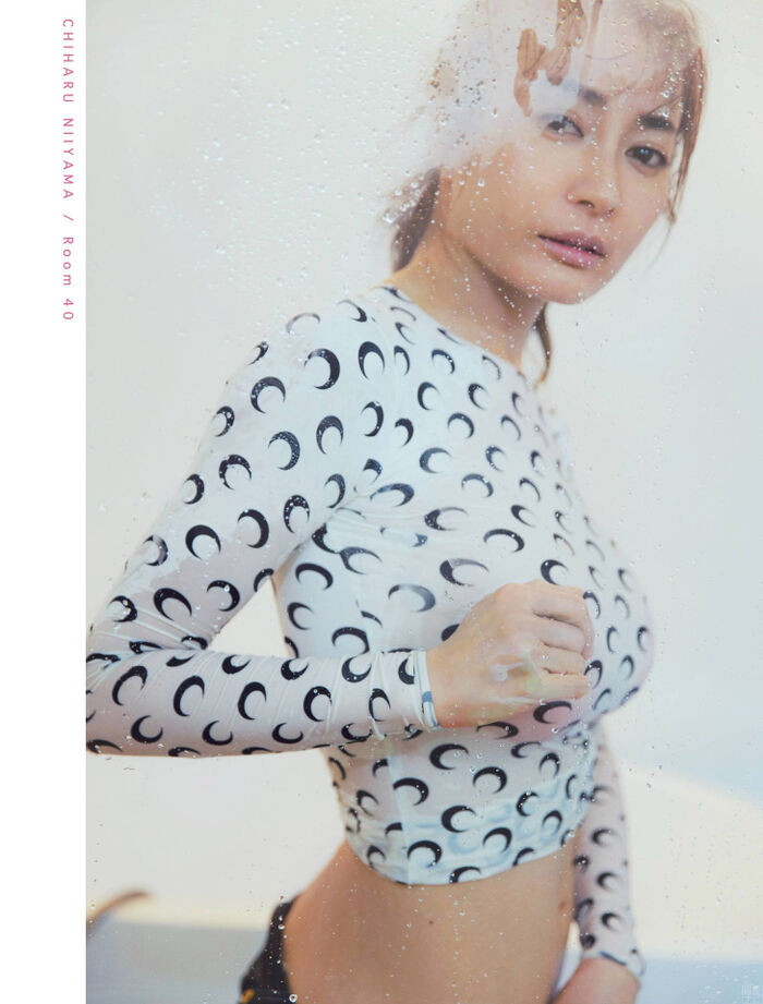新山千春 初ランジェリーと超絶美尻 3th image