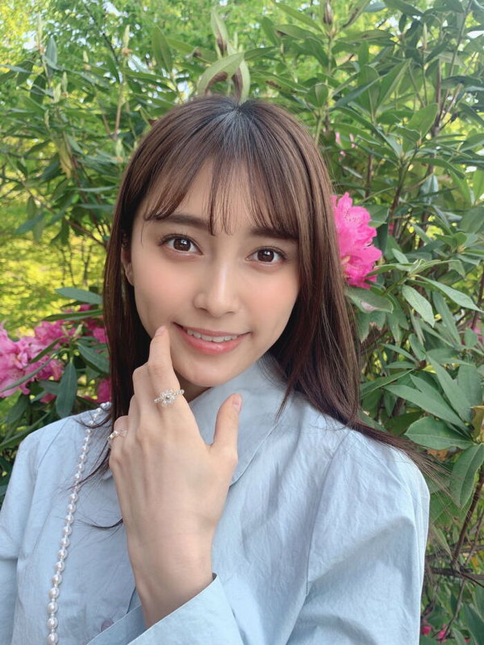 Rina Koyama (Riina Koyama), a beautiful girl with a facial deviation value of more than 80 in the former marzipan, is showing too beautiful in the first gravure of impact www 20th image